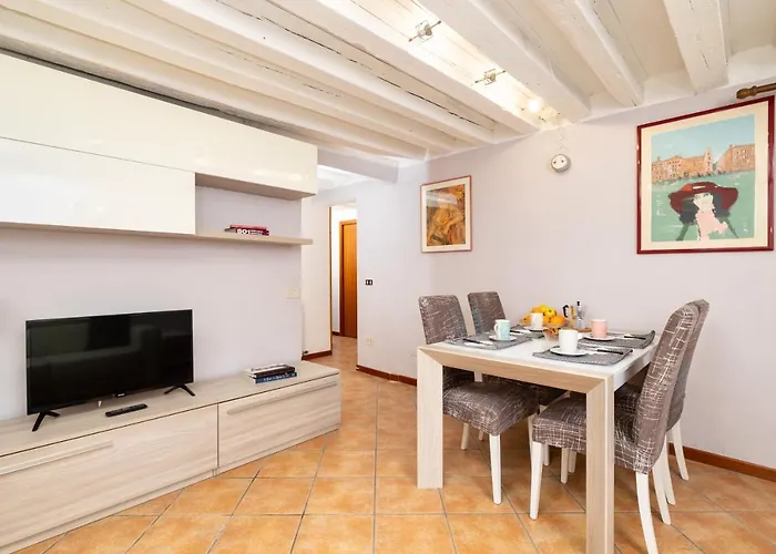 Appartamenti Superior In Via Garibaldi By Bricola Apartments
